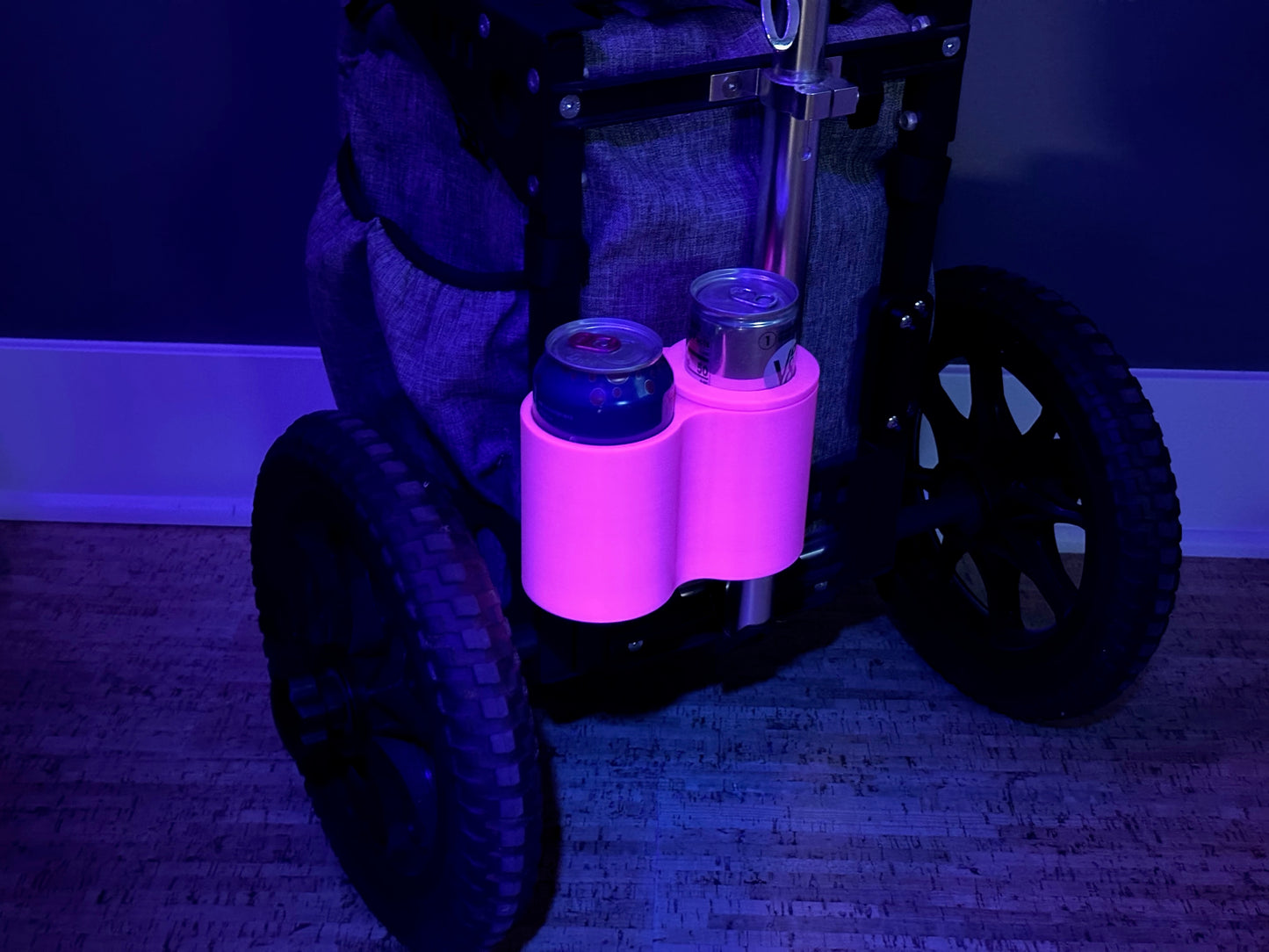 Solid / Atomic Pink